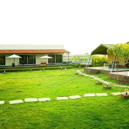 Resort Zeal Tadoba Kolara
